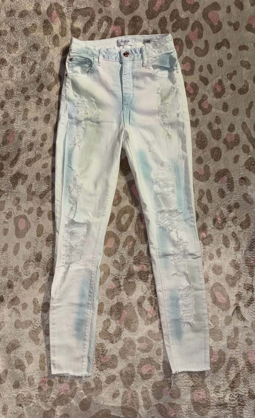 Guess Los Angeles Super High-Rise Distressed Painted Skinny Jeans